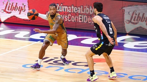 La plusmarca de Evans que supera a dos leyendas del Caja San Fernando