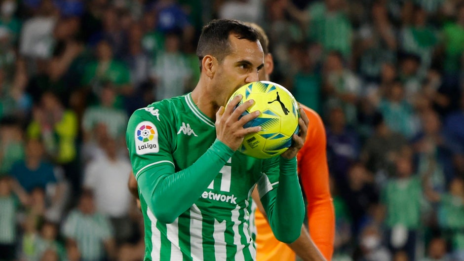 La mala racha de Juanmi le hace perder comba por el trofeo Zarra