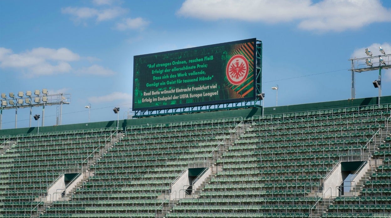 Mensaje en alemán del Betis para desear suerte al Eintracht en la final de la Copa del Rey