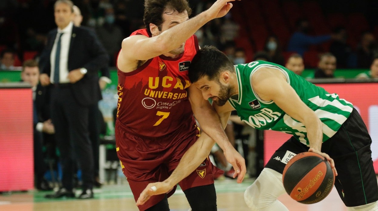 Cvetkovic, en el partido jugando ante el UCAM Murcia en San Pablo