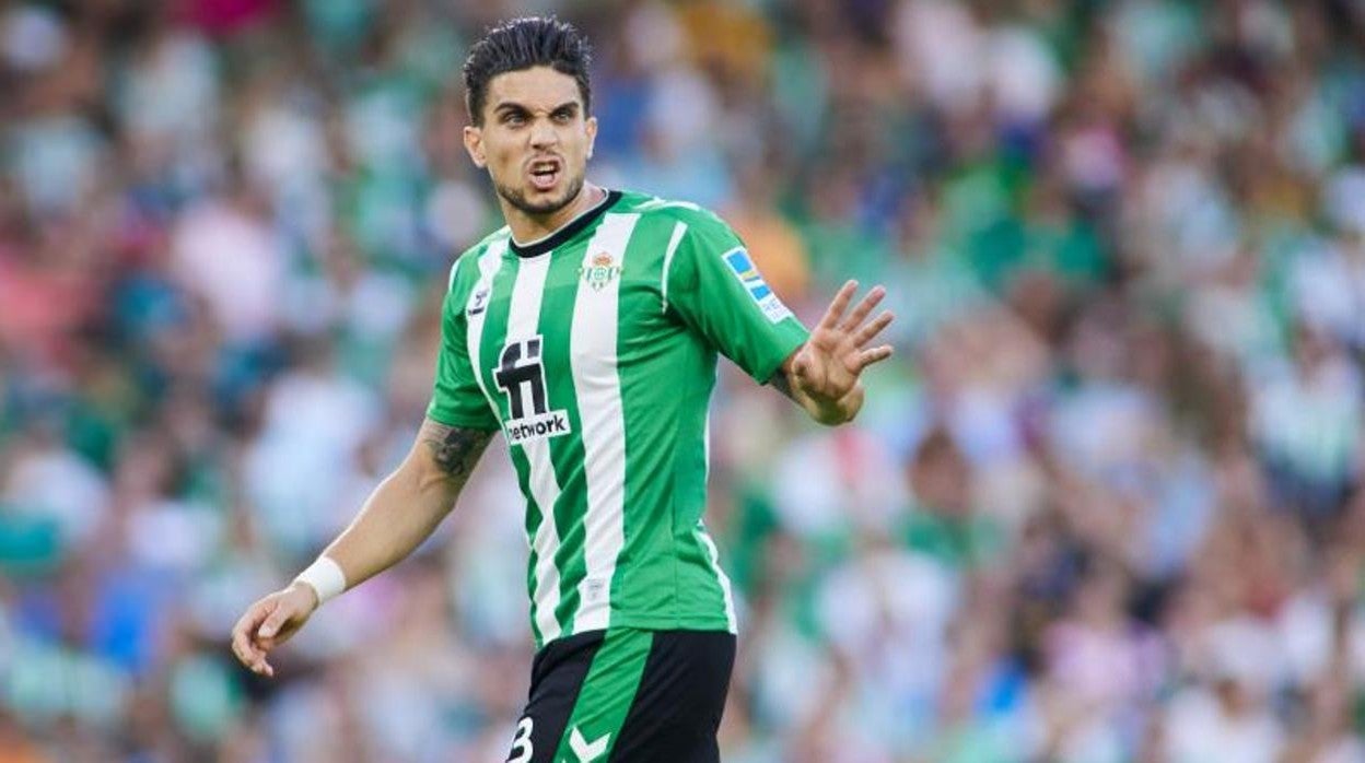 Marc Bartra, durante el partido Betis - Fiorentina