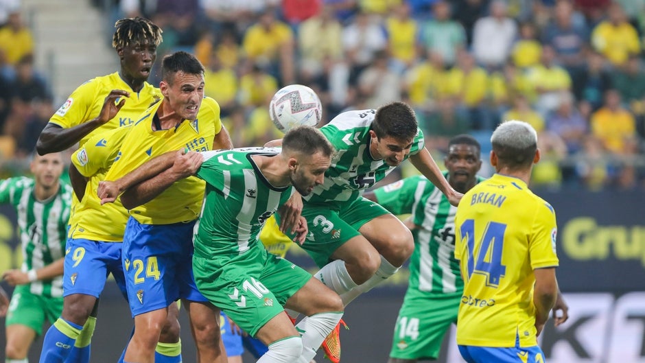 Cádiz - Betis: resumen, resultado y mejores jugadas (0-0)