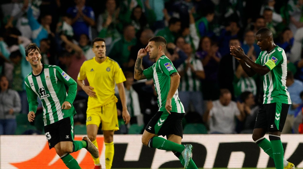 Aitor, en el primer gol del partido del pasado jueves