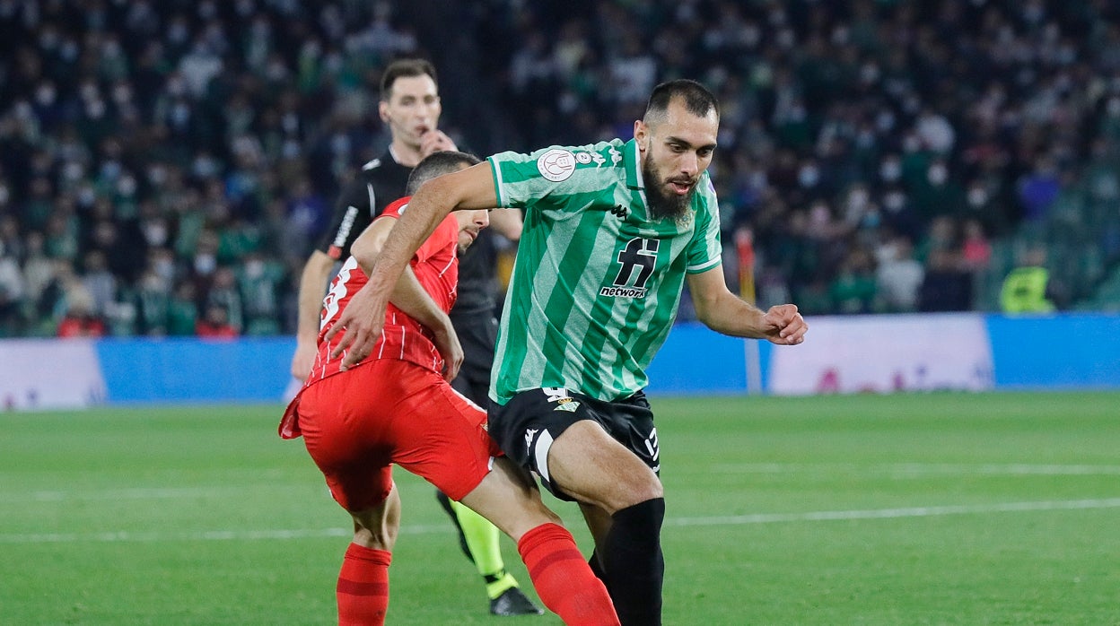 La cuenta pendiente con el Sevilla que tienen Borja Iglesias y Willian José
