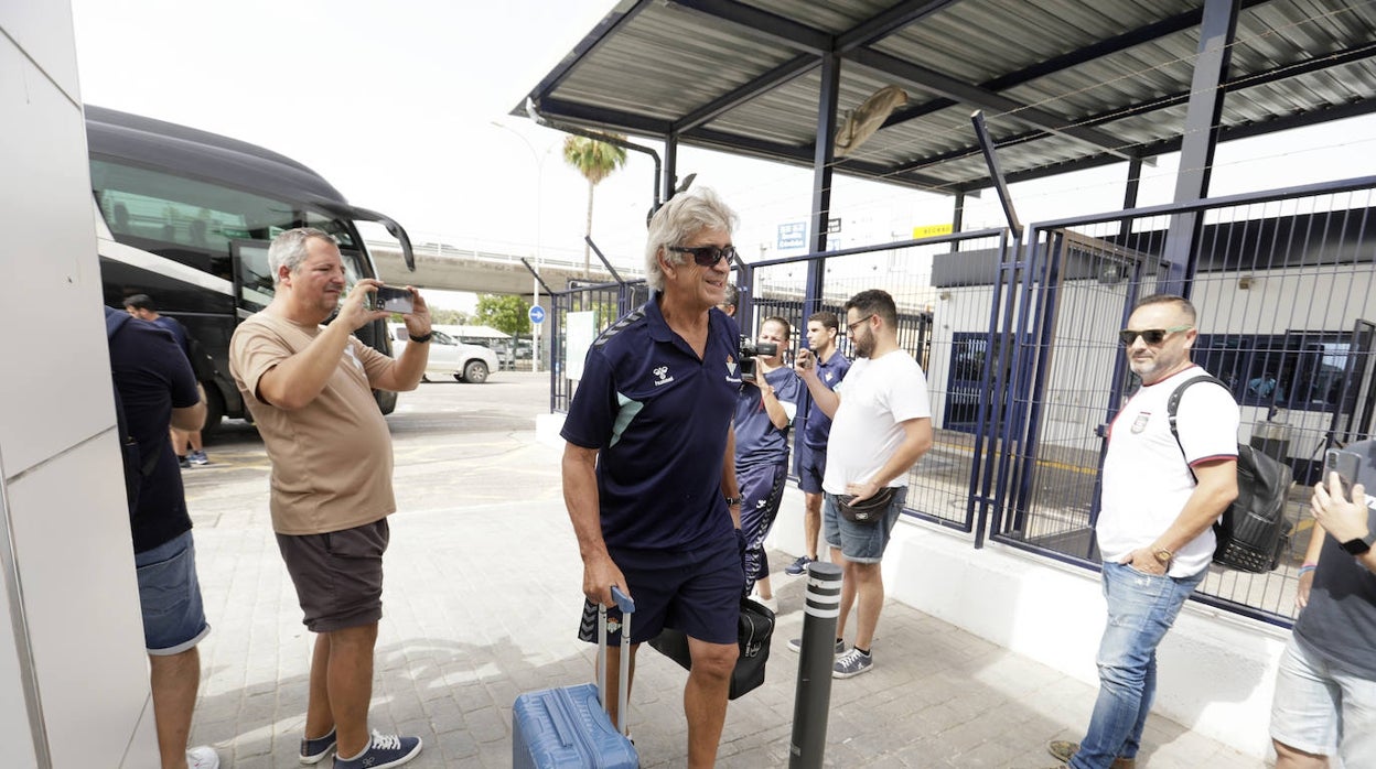 Pellegrini, en la salida del Betis hacia Inglaterra