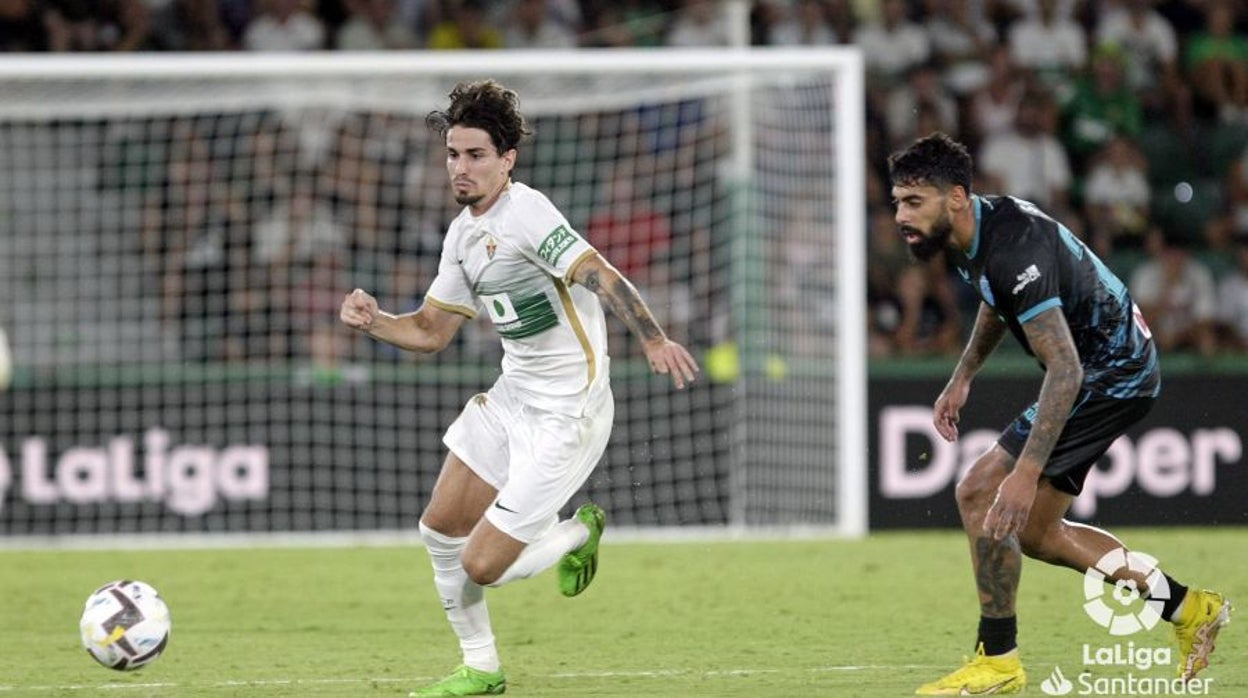 Álex Collado, en el Elche-Almería de LaLiga 22-23