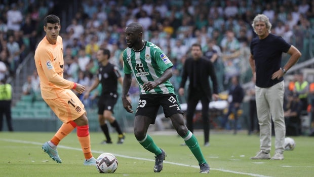 Dónde ver Betis - Atlético de Madrid: canal de TV y streaming online el partido de LaLiga 2023-2024