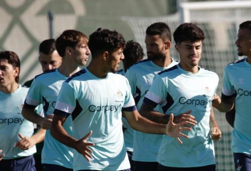 Juan Cruz, en uno de los últimos entrenamientos con el Betis