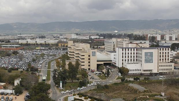 El Hospital Reina Sofía admite tener «pacientes con klebsiella», pero ...