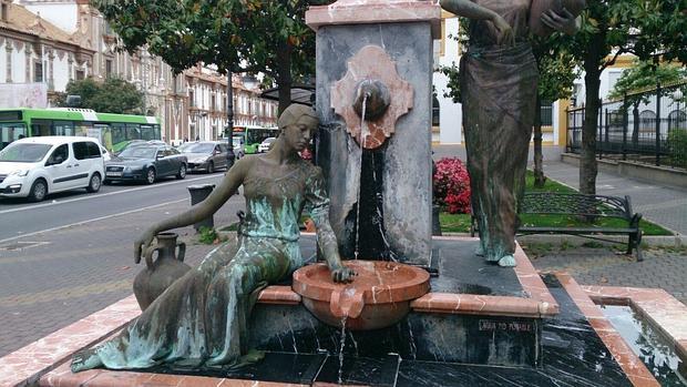 Belmonte denuncia el «destrozo» de su escultura de los Jardines de Colón en Córdoba