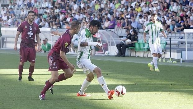 El Lorca Deportiva asalta El Arcángel