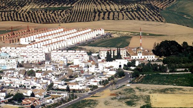 Hacienda detecta en Andalucía desde el aire miles de viviendas que no pagan el IBI