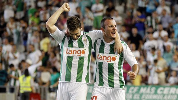 El nuevo tridente ofensivo del Córdoba CF responde a las expectativas en el inicio de la Liga