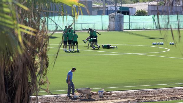 Inagen de la Ciudad Deportiva, residencia de la viuda de Pepe Urbano