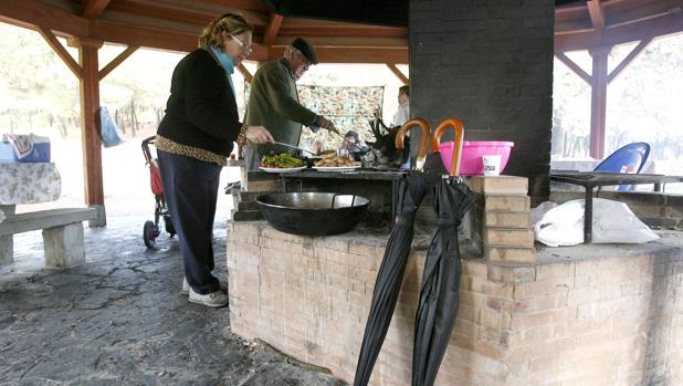 La capital estará mañana en alerta amarilla por lluvias hasta las doce