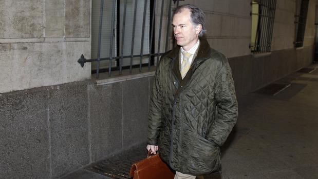 El juez del caso, Álvaro Martín, llegando a los juzgados de Sevilla