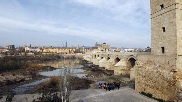¿Hubo un segundo puente en Córdoba?