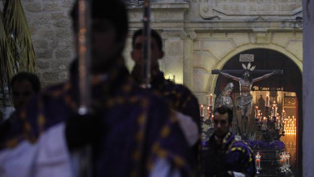 La hermandad de la Expiración, en su salida del Viernes Santo