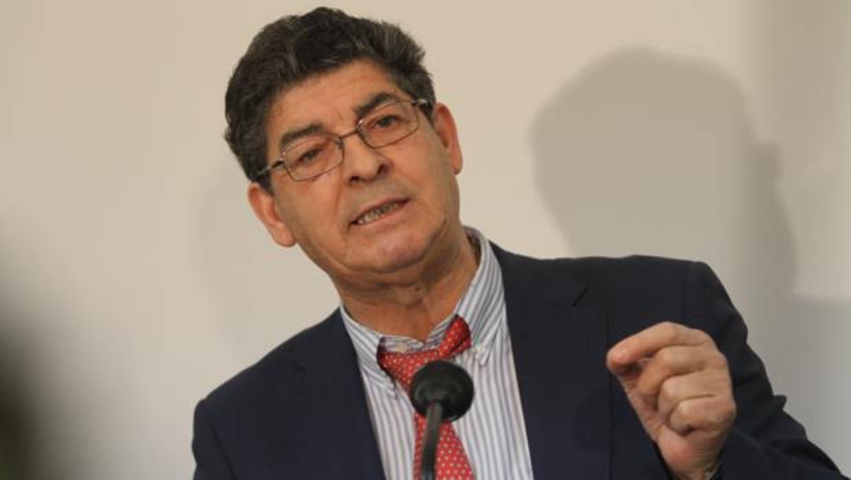 El Gobierno andaluz no sabe cuánto cobrará Valderas como comisario de la Memoria Histórica