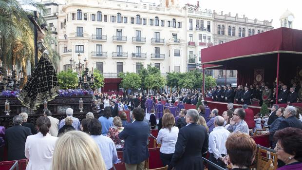 El Cristo de la Expiración, en la antigua carrera oficial, el Viernes Santo de 2014