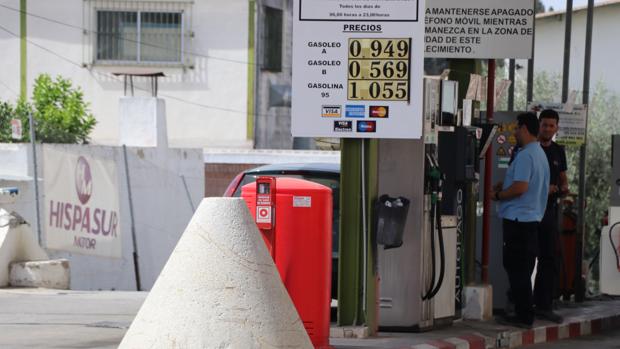 Lucena estudia cinco proyectos de nuevas gasolineras