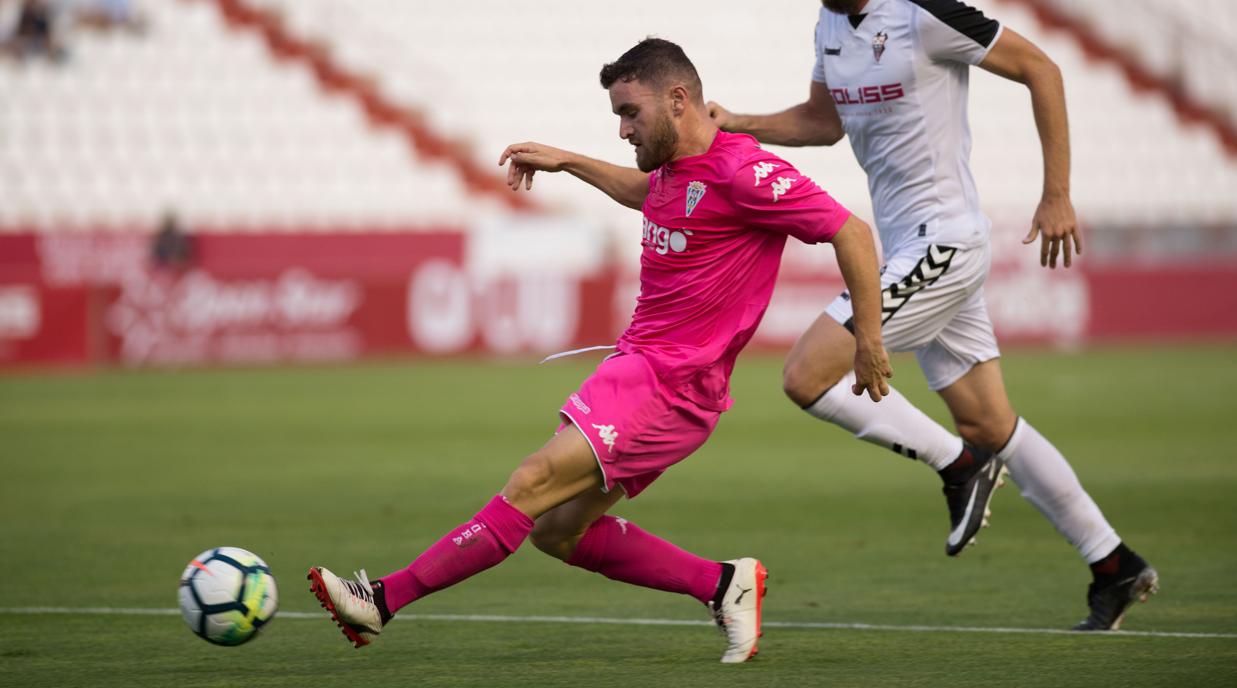 Un momento del Albacete Balompié-Córdoba CF de este noche