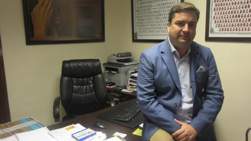 Marco Antonio García, en su despacho