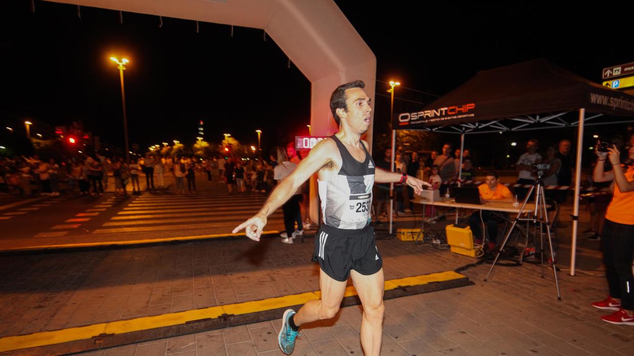 El ganador de la Night Running de Rock FM, José Caro, este sábado en Córdoba