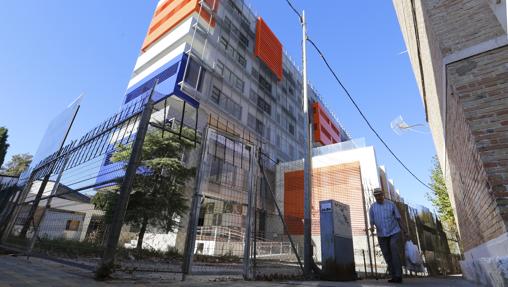 Problemas de seguridad para los usuarios impiden abrir La Normal remodelada