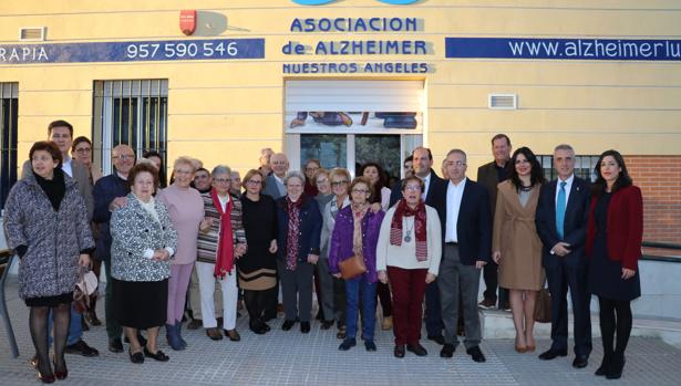 El centro de día de Alzheimer de Lucena abre sin el concierto de la Junta