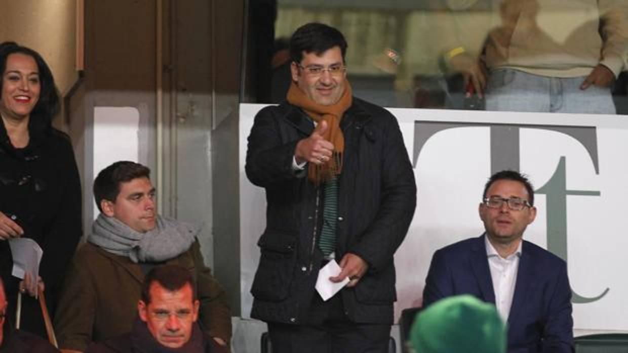 Jesús León, el miércoles en el palco del estadio El Arcángel