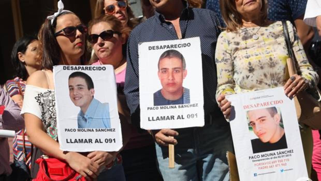 Imagen de la concentración en el Ayuntamiento el pasado mes de julio