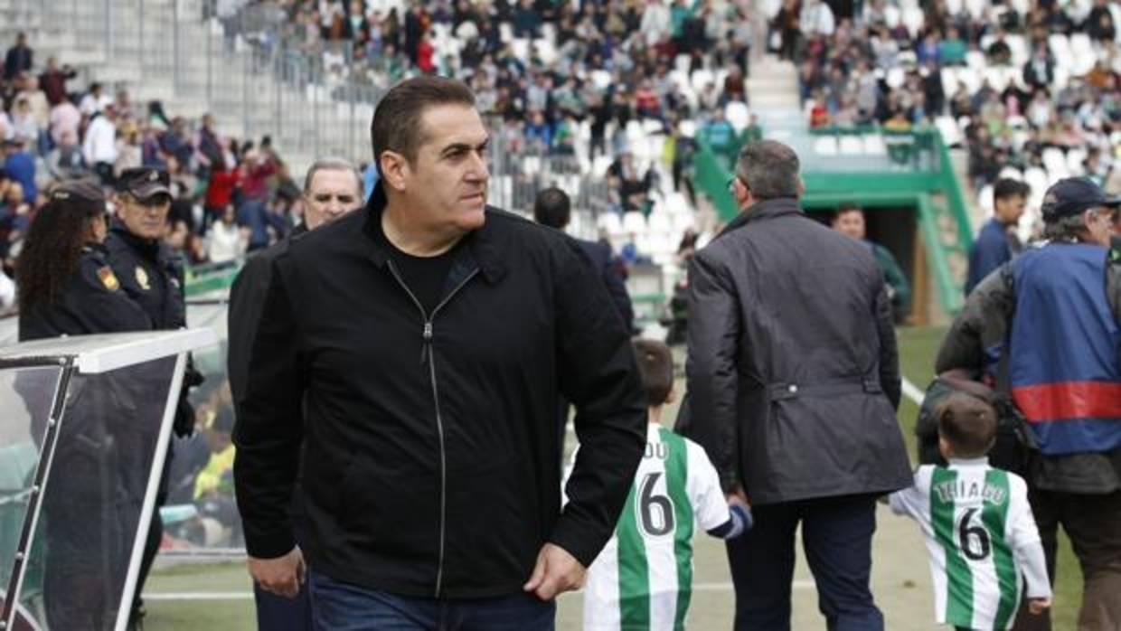 José Ramón Sandoval en su primer partido como entrenador del Córdoba