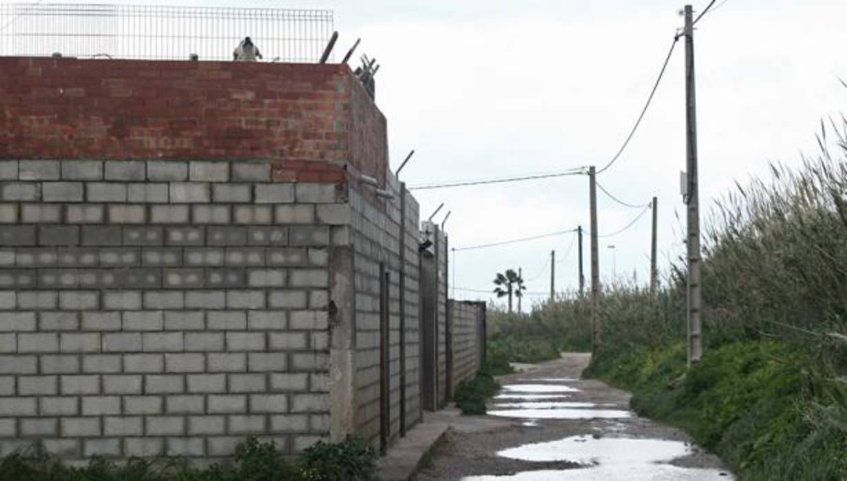 Narcoviviendas en la zona del Zabal, en la Línea de la Concepción