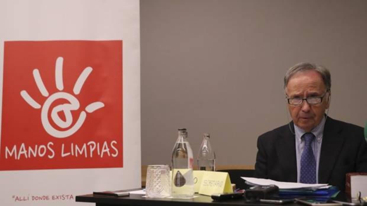 La Audiencia rechaza como argumento que el secrertario general del sindicato, Miguel Bernad, -en la imagen- esté incurso en un procedimiento penal en la Audiencia Nacional por presunta extorsión