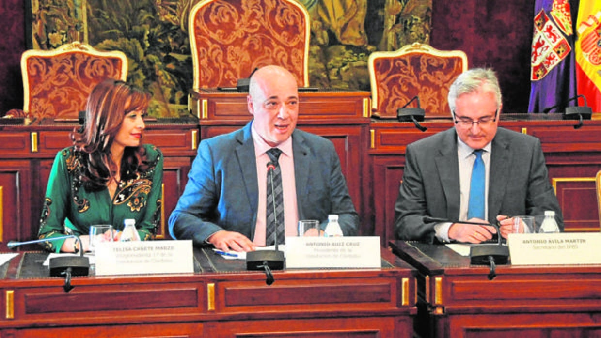 Frima del acuerdo con entidades como Guadalquivir Futuro