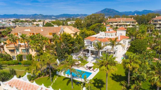 Subastan la finca de Marbella que firmó Pablo Picasso