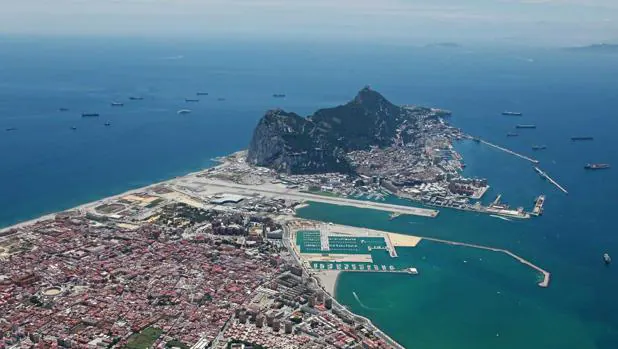 El Gobierno anuncia un plan integral para ganarle la batalla a los narcos en el Campo de Gibraltar