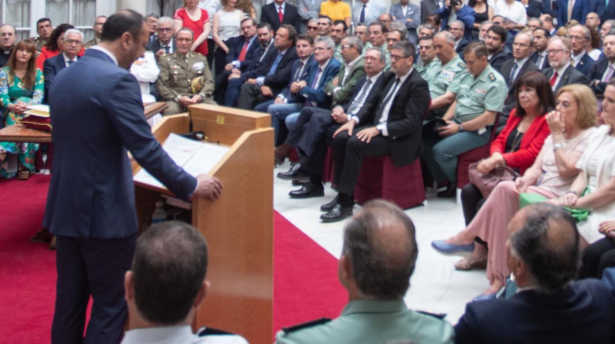 Toma de posesión de Alfonso Rodríguez Gómez de Celis como delegado del Gobierno