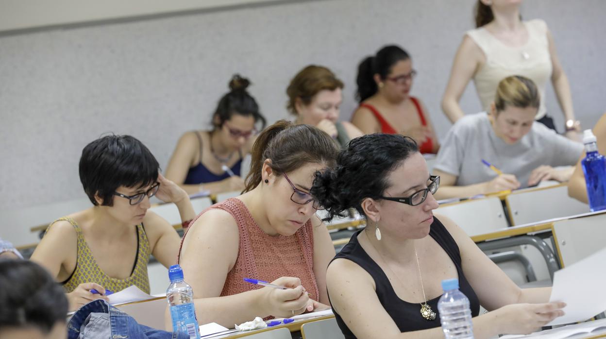 Opositores durante la pasada convocaria en la Escuela de Ingeniería de Sevilla