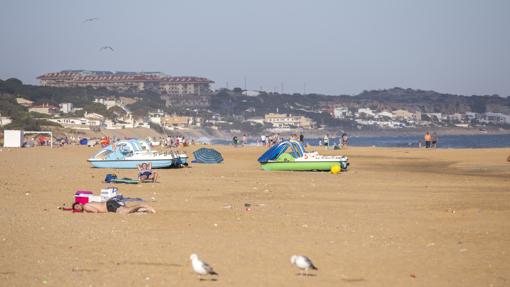 La extensa playa de Mazagón