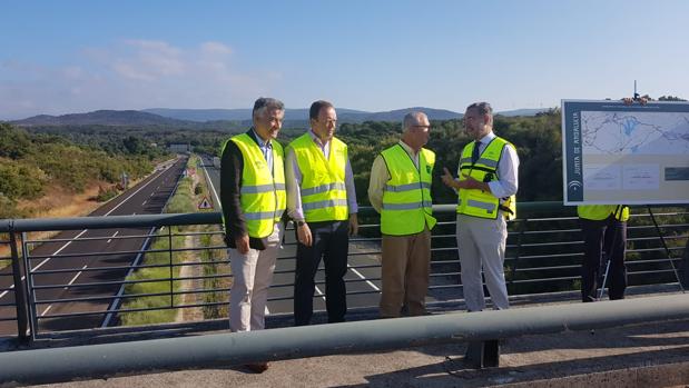 La Junta y el puerto de Algeciras invertirán 8 millones en una nueva terminal de contenedores