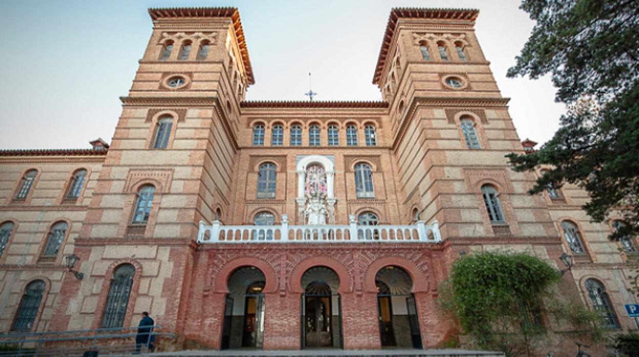 La Facultad de Documentación de la UGR, una de las áreas destacadas en el top 100