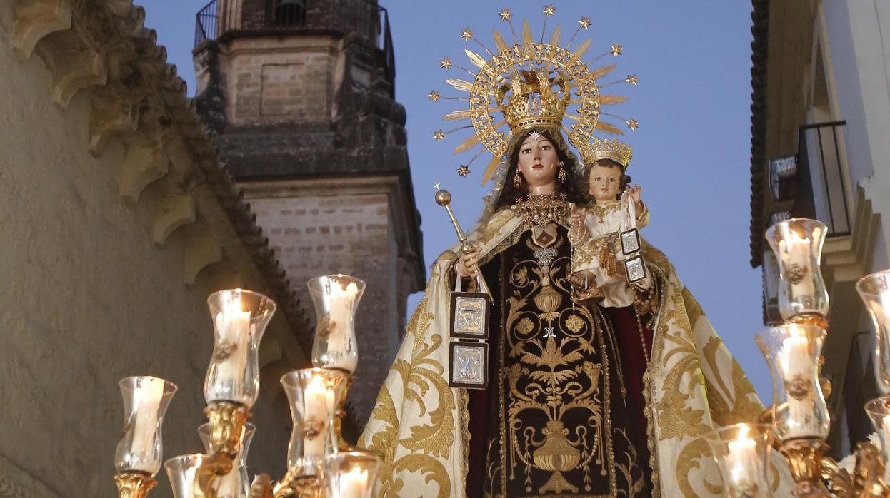 La Virgen del Carmen durante su procesión
