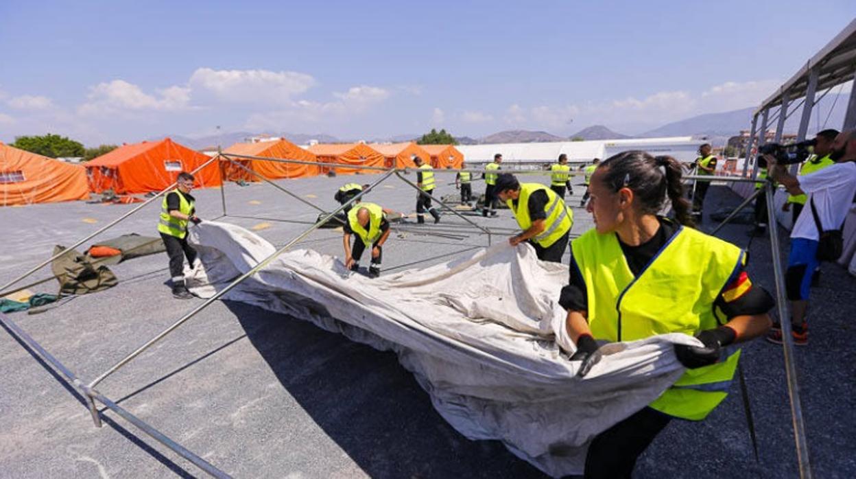 El campamento militar de Motril donde se acogidos los inmigrantes fue terminado hace unos días