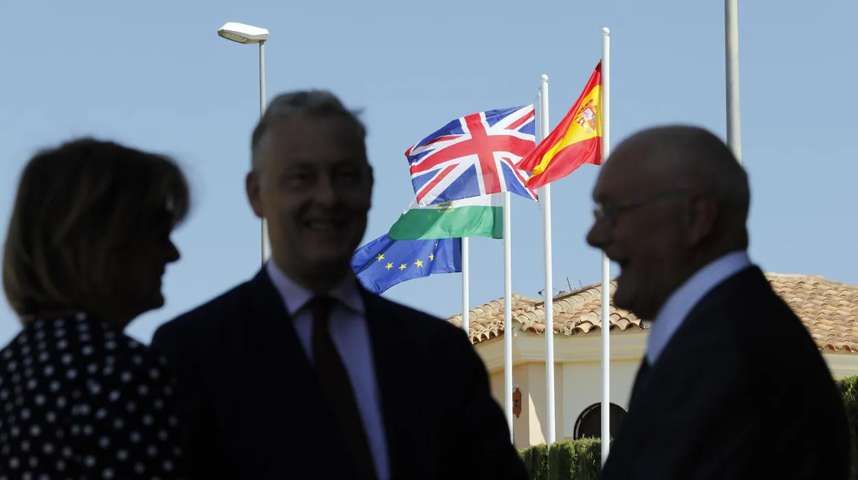 Visita del embajador británico en España, Simon Mansley, al Colegio Británico de Córdoba