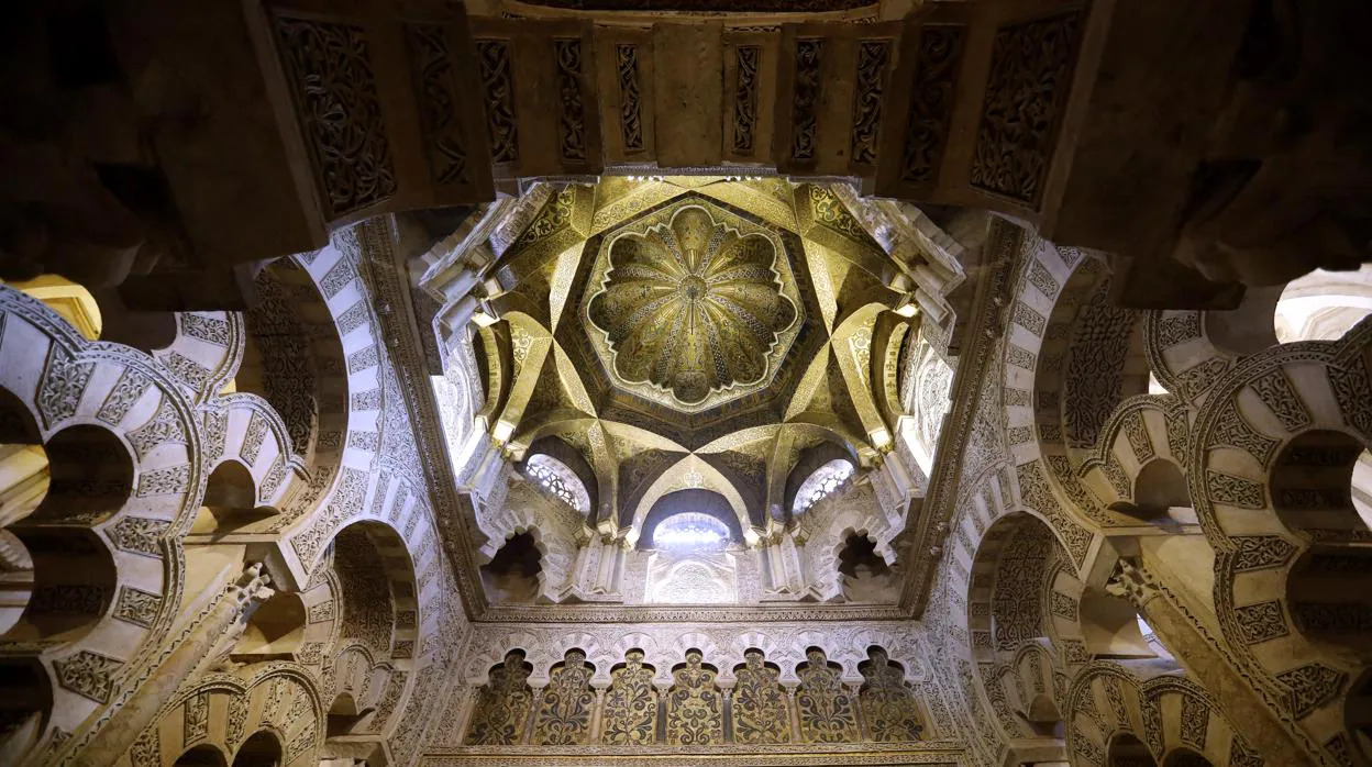 Cúpula de la maqsura, en la zona por extensión conocida como el mihrab, en la Mezquita-Catedral de Córdoba