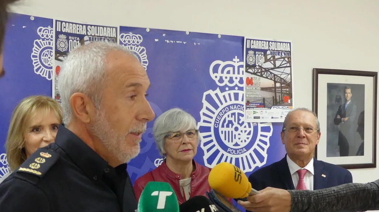 La Policía Nacional de Huelva organiza una carrera urbana en beneficio de Cruz Roja