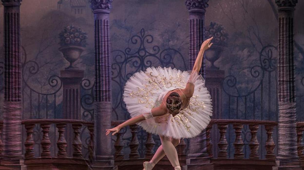 Una bailarina del Ballet Nacional Ruso