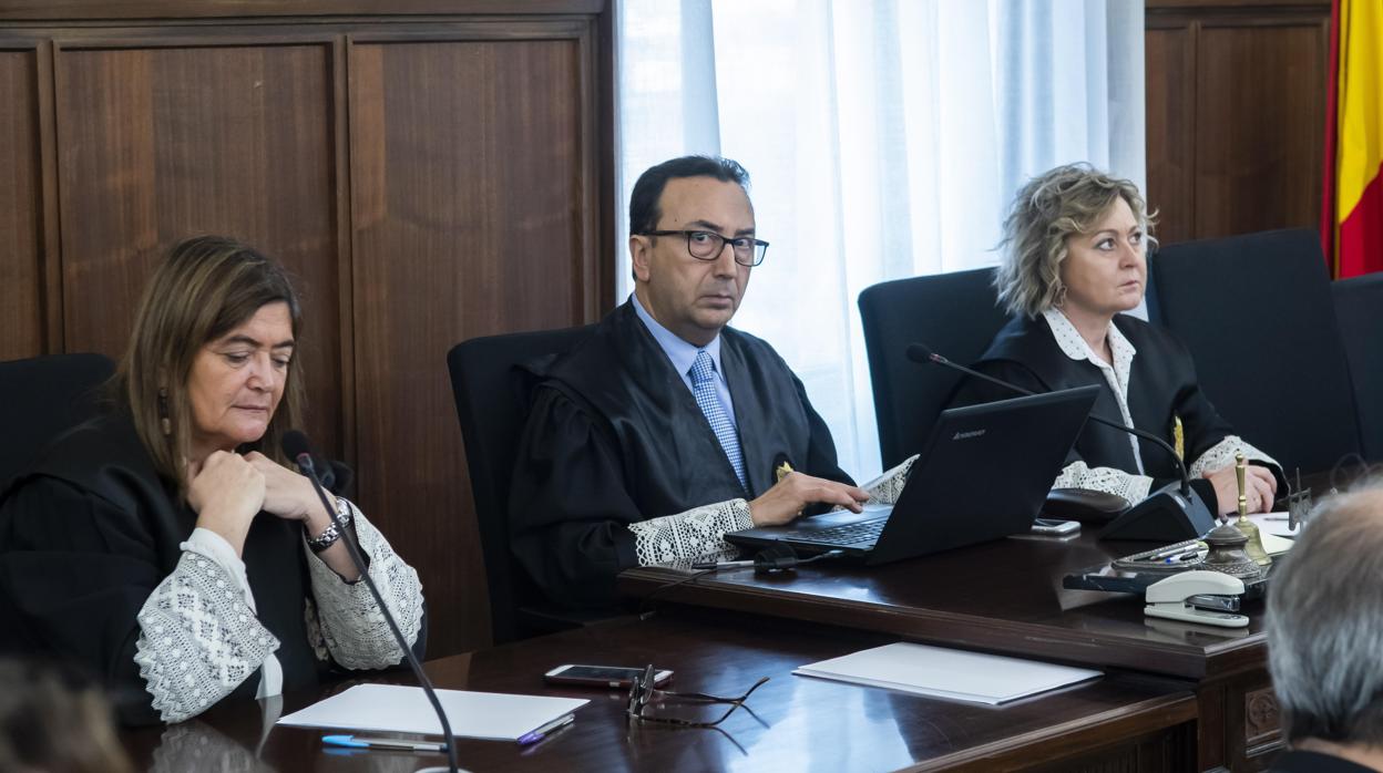 Pilar Llorente, Juan Antonio Calle y Encarnación Gómez